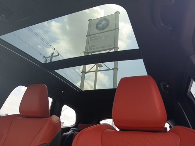 New 2025 BMW X1 xDrive28i w/ Technology Package AWD/4WD image 26