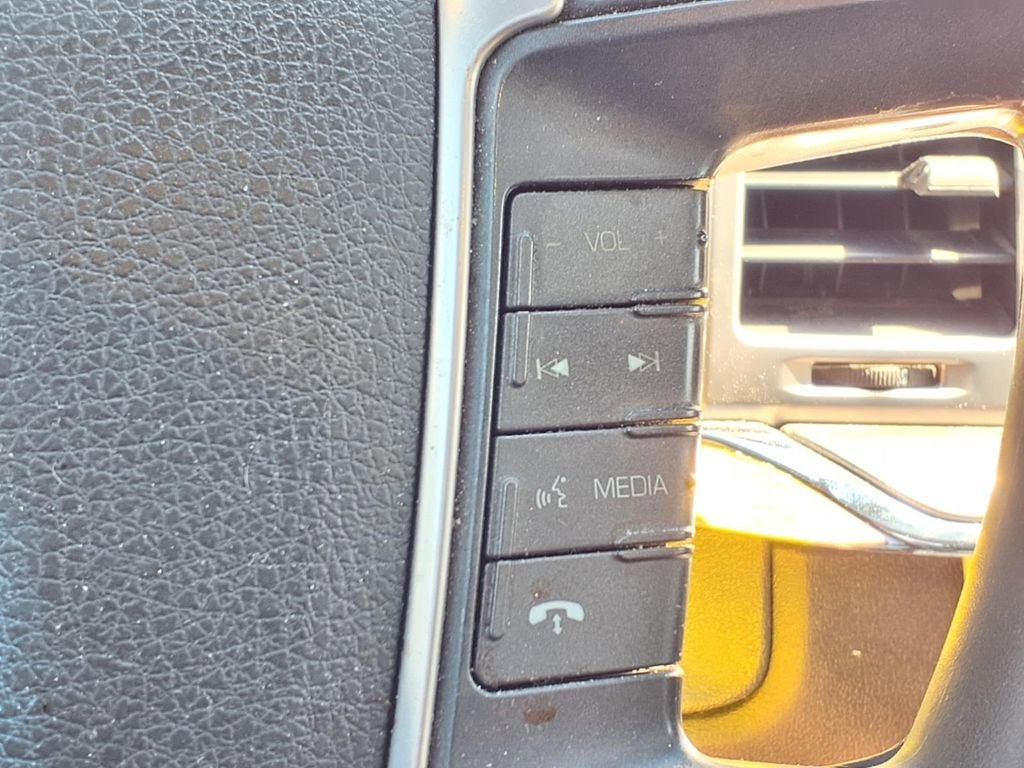 Used 2011 Lincoln MKZ AWD w/ 102A Rapid Spec Order Code image 21