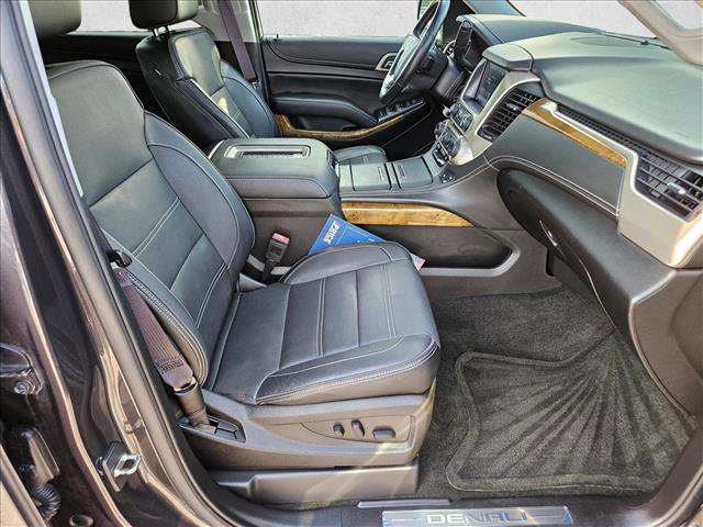 Used 2016 GMC Yukon Denali w/ Open Road Package RWD image 22