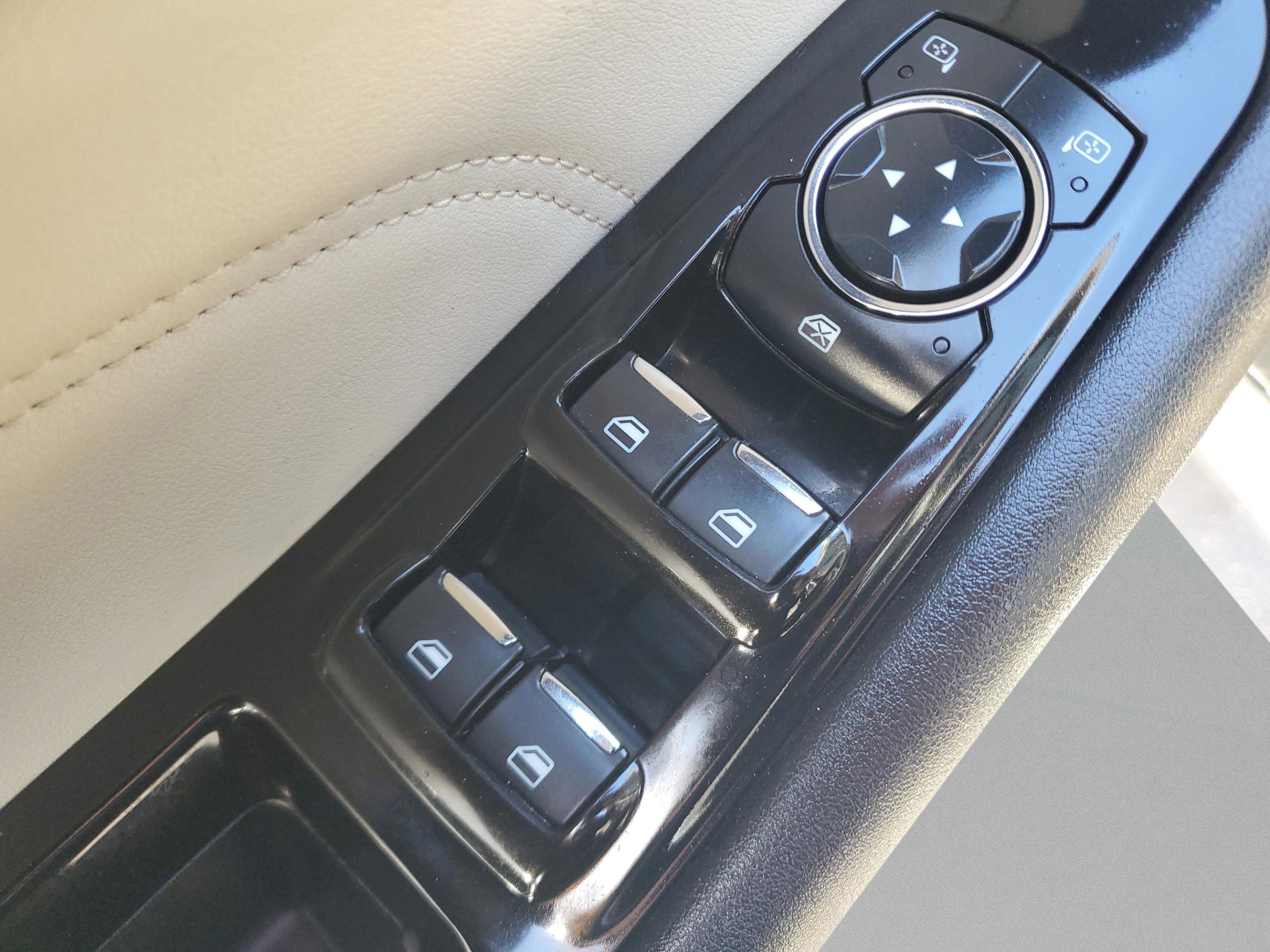 Used 2016 Ford Edge Titanium w/ Equipment Group 302A image 15