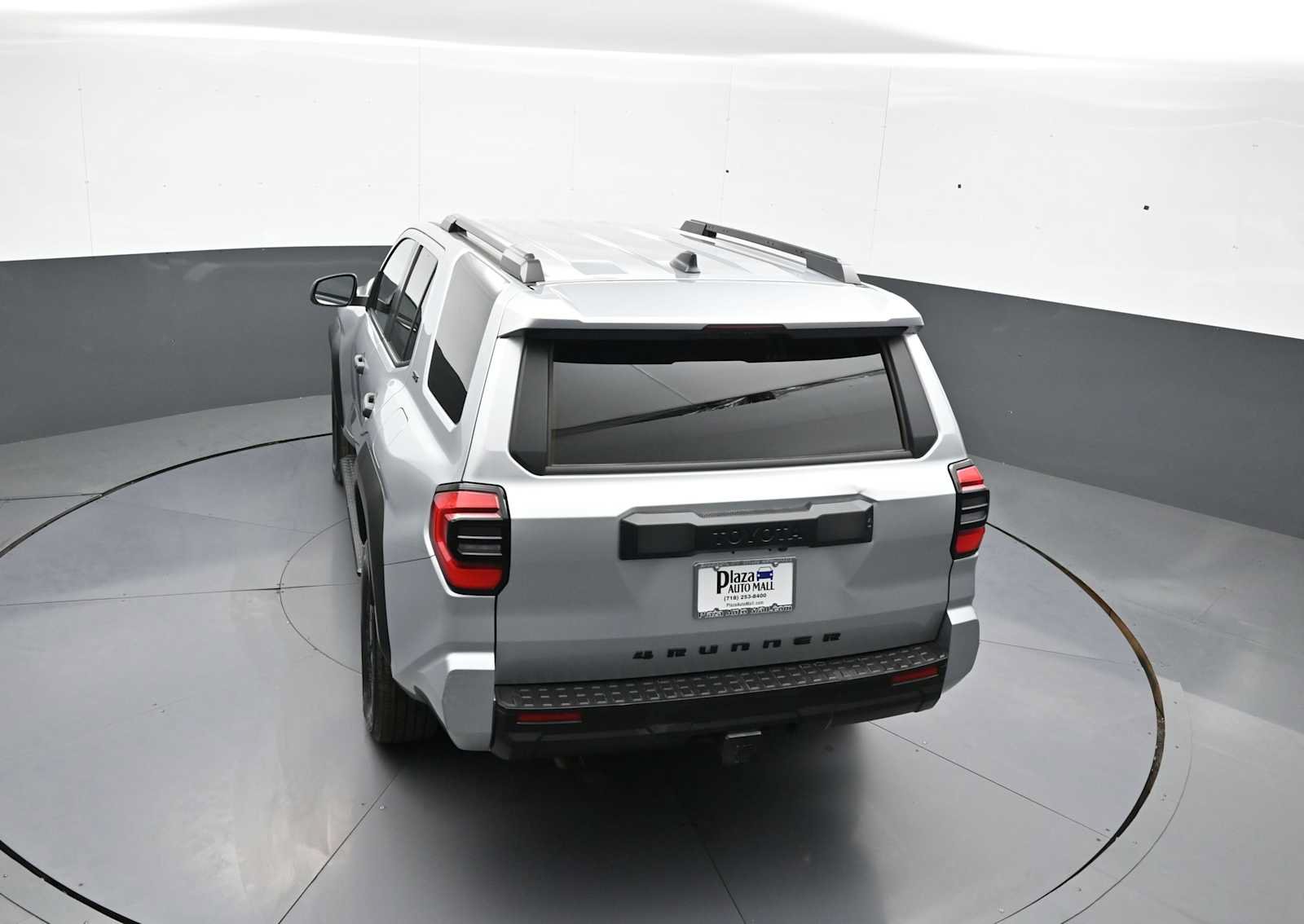 Certified 2025 Toyota 4Runner SR5 AWD/4WD image 39