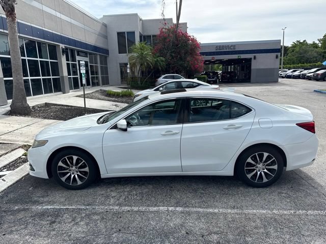 Used 2016 Acura TLX w/ Technology Package FWD image 2