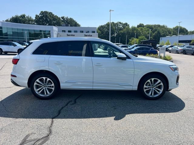 Used 2025 Audi Q7 3.0T Premium Plus AWD/4WD image 4