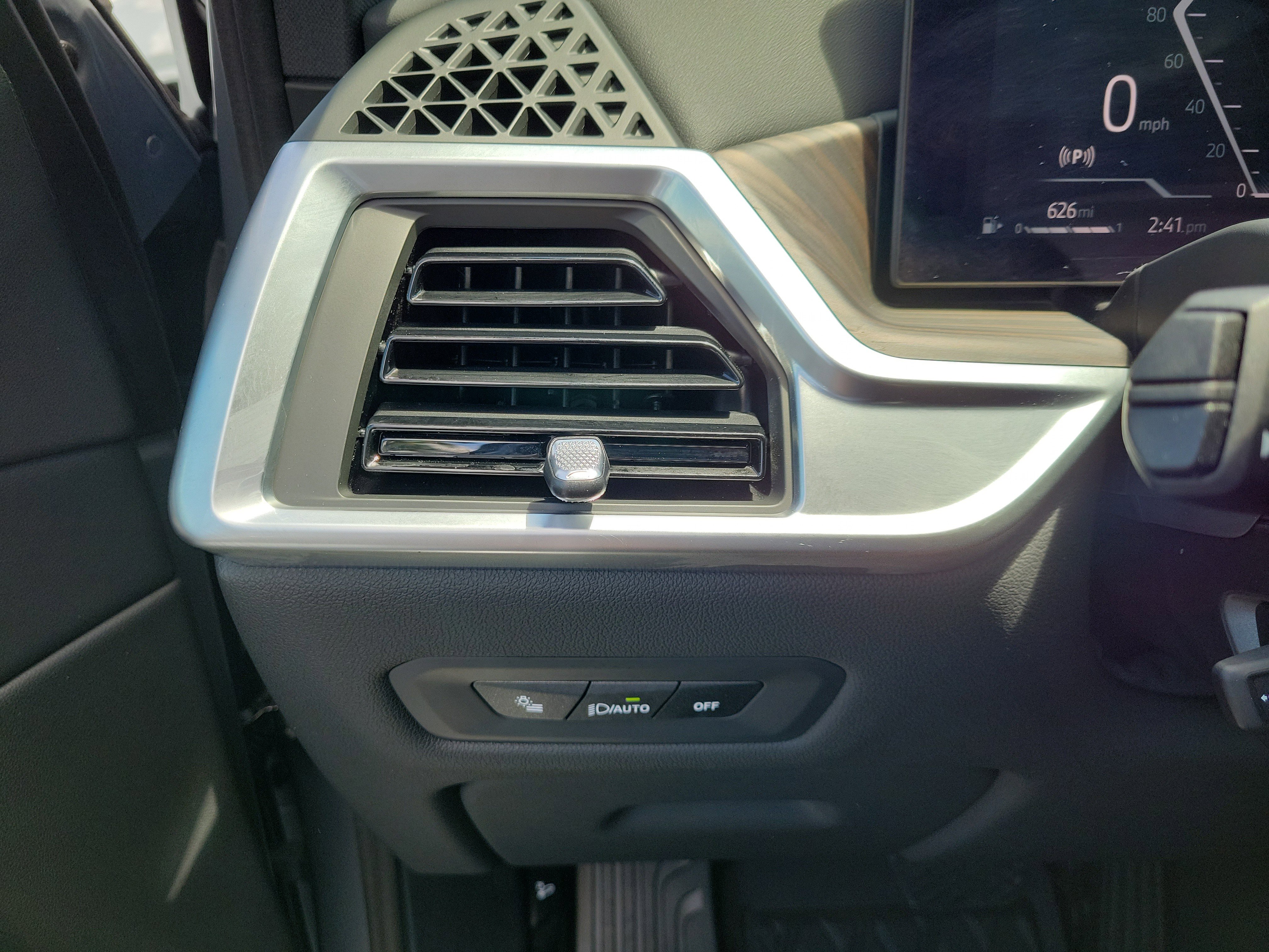 New 2026 BMW X5 xDrive40i AWD/4WD image 23