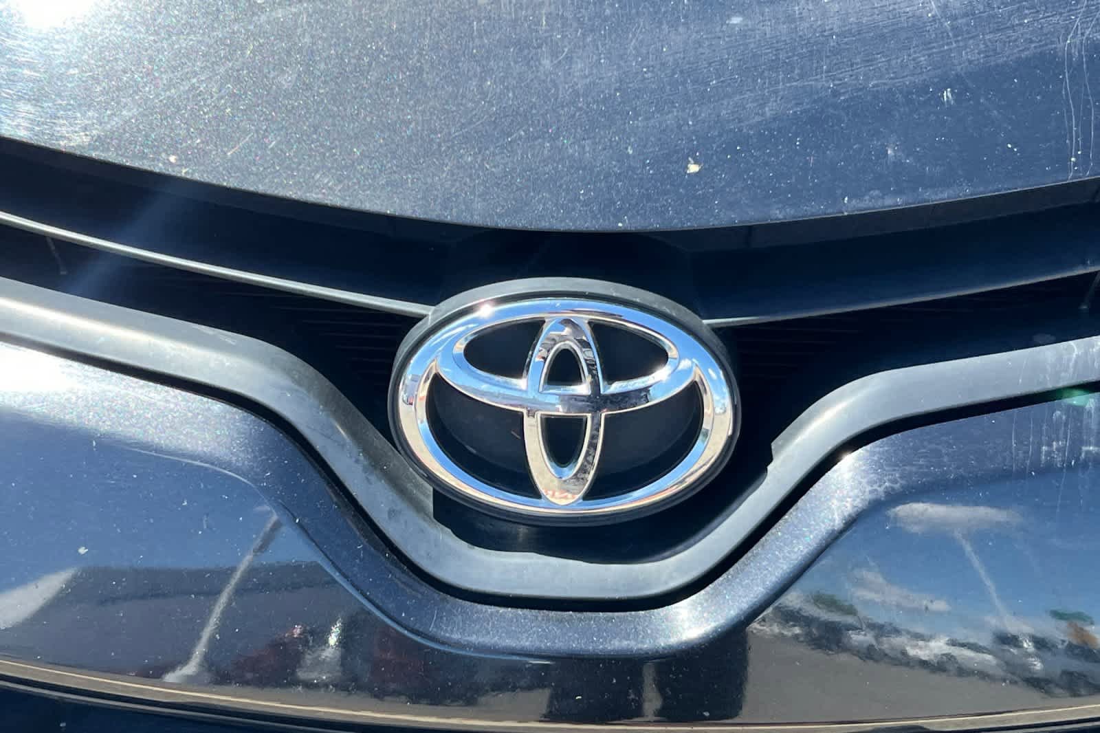 Used 2014 Toyota Corolla LE w/ Body Protection Package FWD image 13