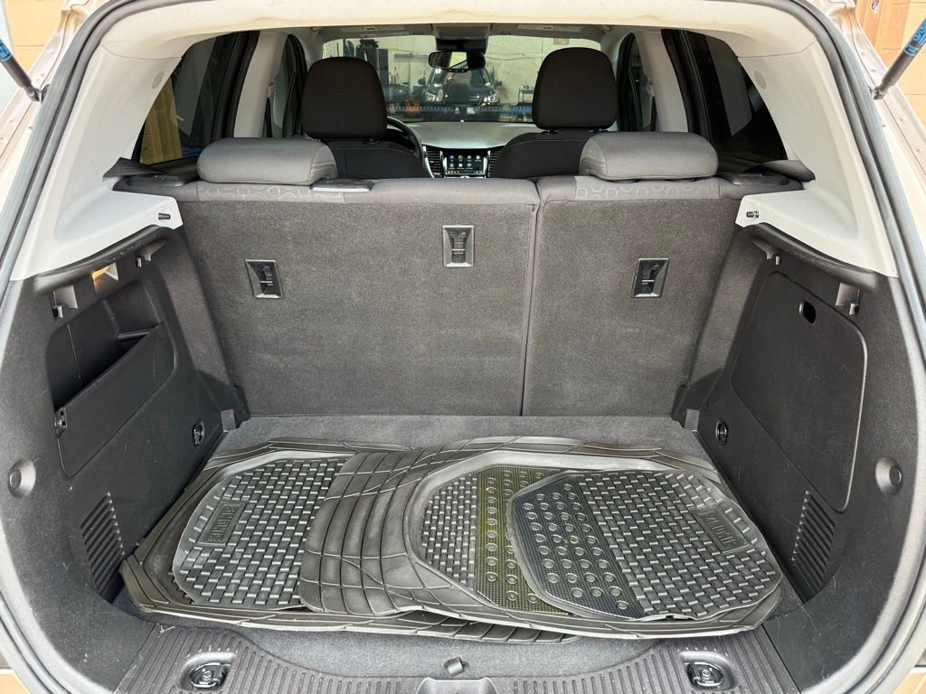 Used 2018 Chevrolet Trax LS image 15