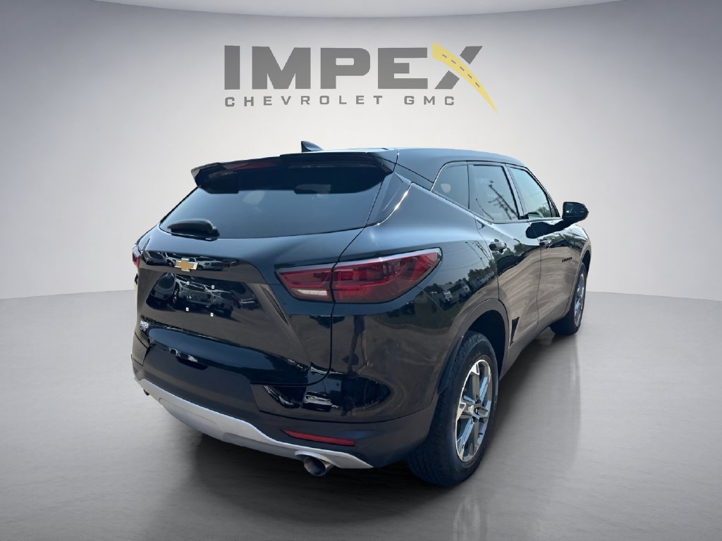 Used 2023 Chevrolet Blazer LT w/ LPO, Floor Liner Package FWD image 5