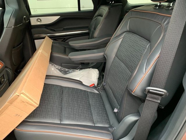 New 2027 Lincoln Navigator Black Label AWD/4WD image 16