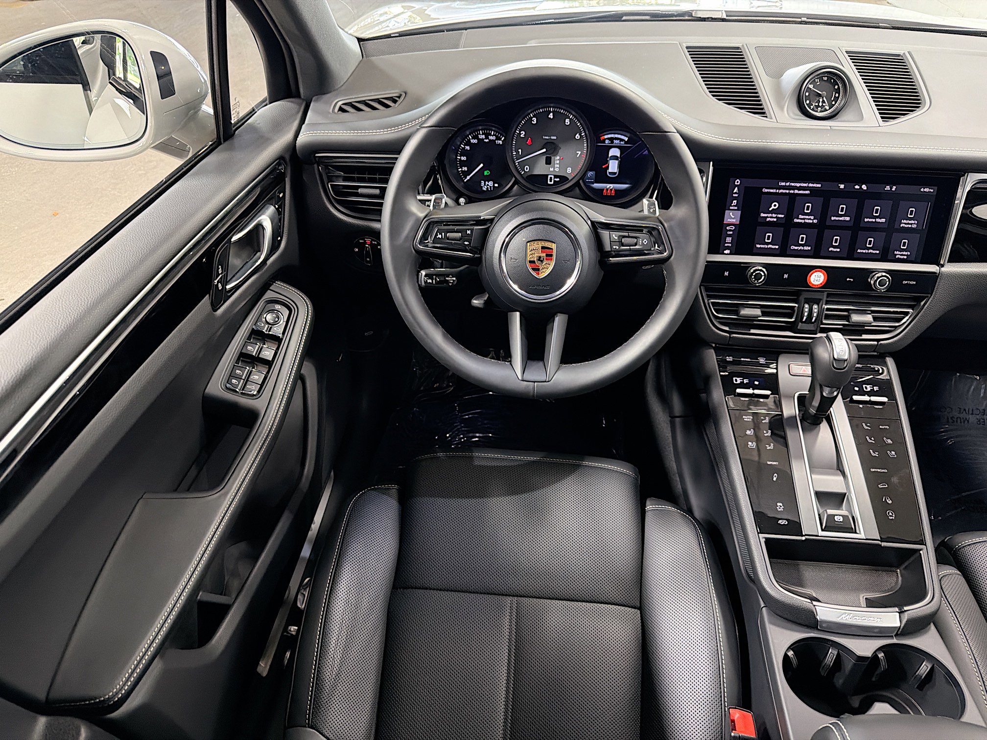 Certified 2026 Porsche Macan S AWD/4WD image 17