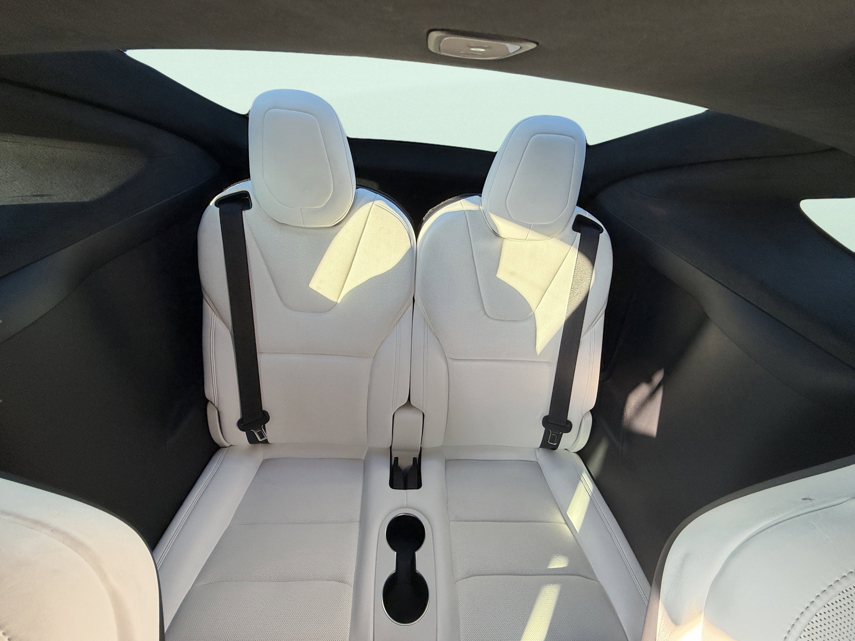 Used 2022 Tesla Model X image 89