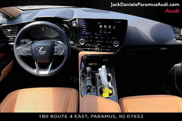 Used 2023 Lexus NX 350 AWD image 13