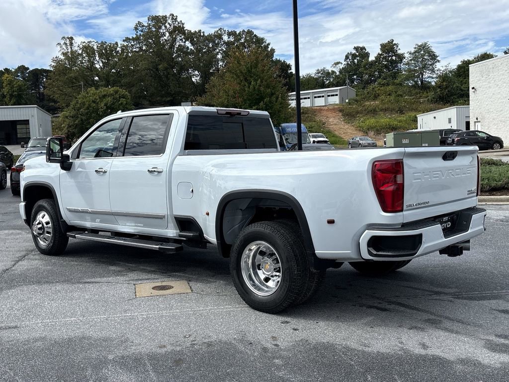 New 2026 Chevrolet Silverado 3500 High Country w/ High Country Premium Package image 6