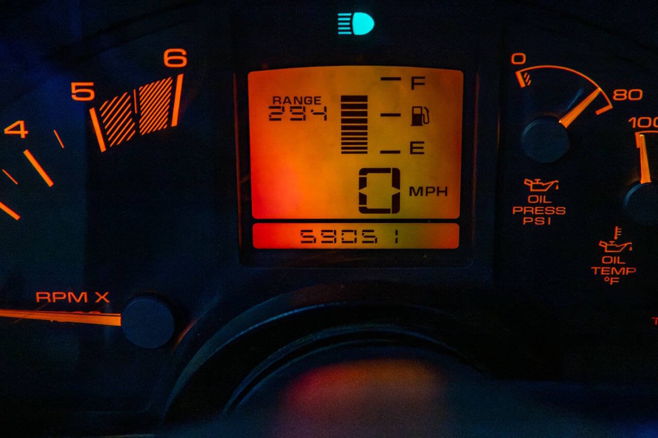 Used 1990 Chevrolet Corvette Coupe RWD image 15
