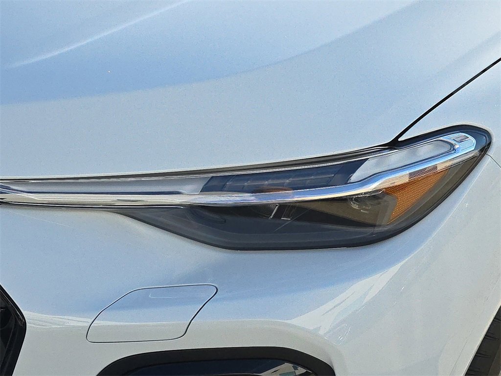 New 2025 Audi SQ5 Prestige image 32