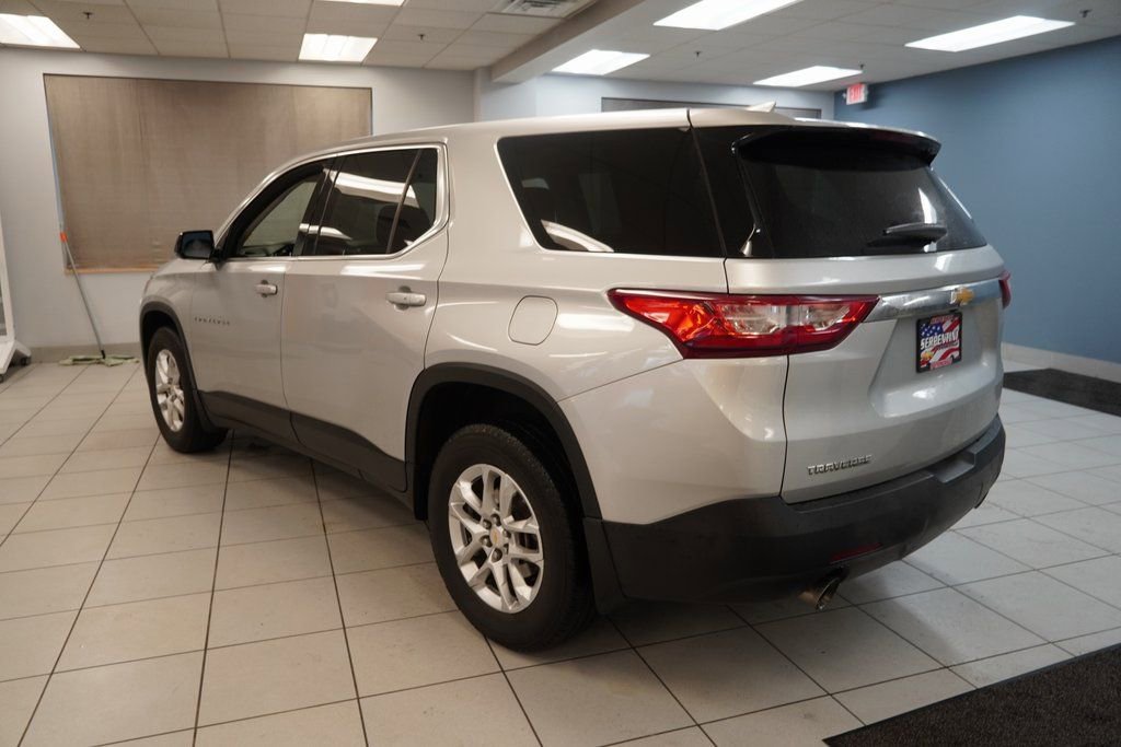 Used 2018 Chevrolet Traverse LS FWD image 13