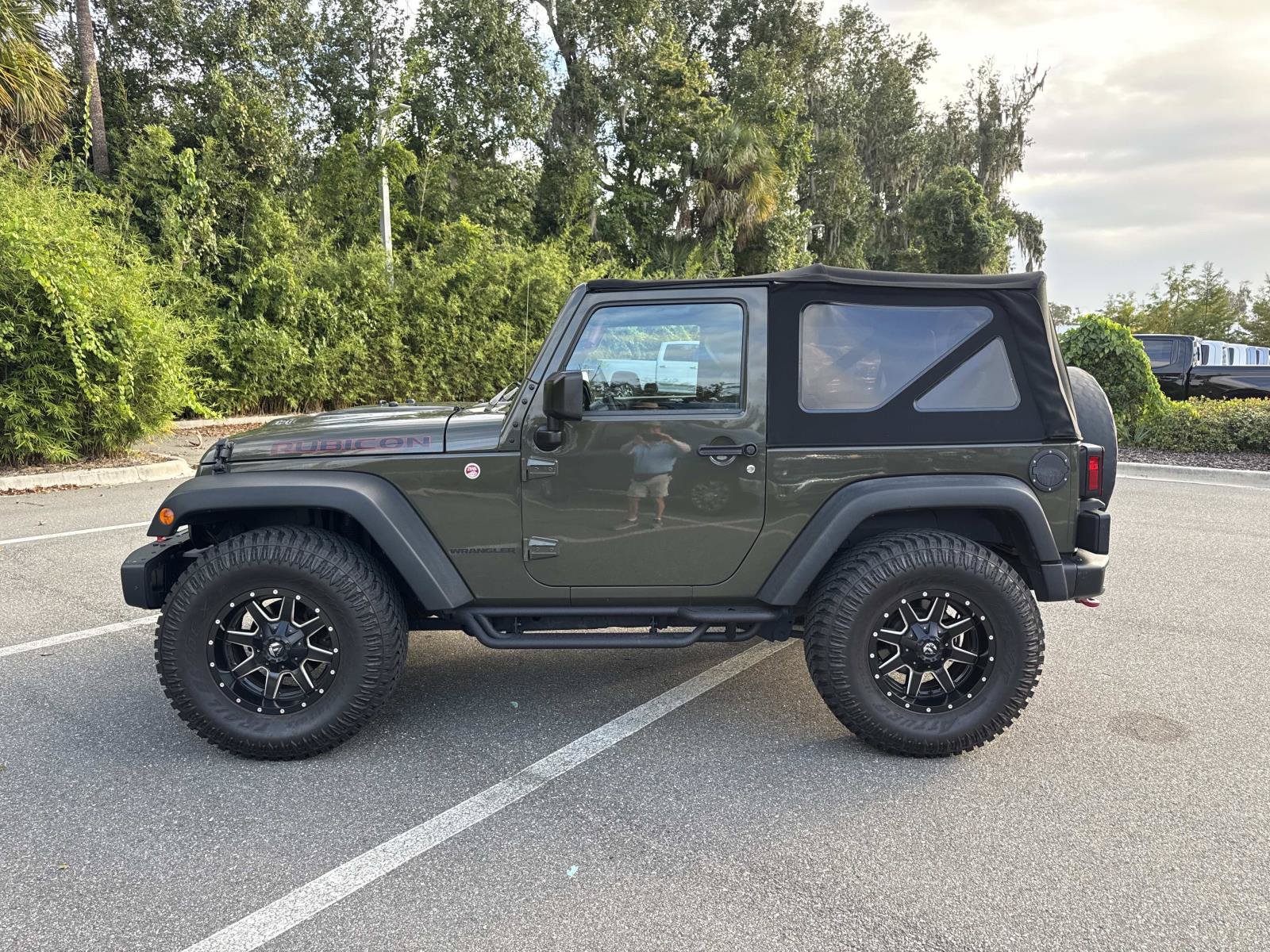 Used 2016 Jeep Wrangler Rubicon AWD/4WD image 6