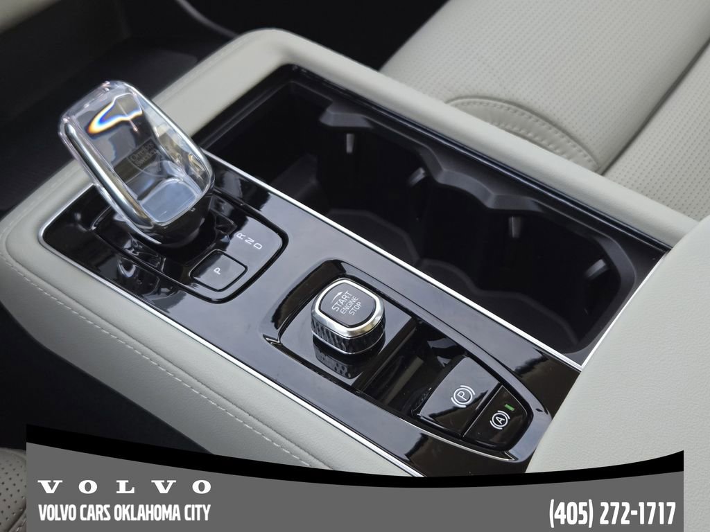 Used 2026 Volvo XC90 B6 Ultra w/ Protection Package Premier image 19