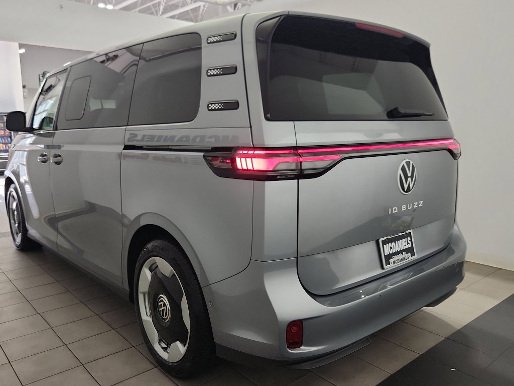 New 2025 Volkswagen ID. Buzz Pro S image 5