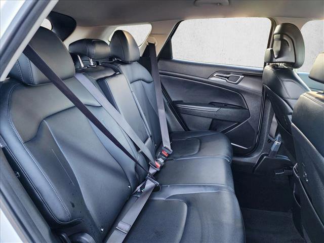 Used 2024 Kia Sportage EX FWD image 18