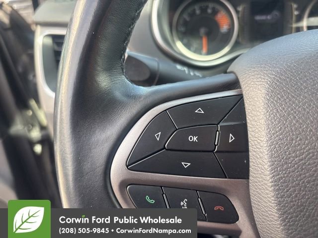 Used 2019 Jeep Cherokee Latitude Plus w/ Comfort/Convenience Group image 14