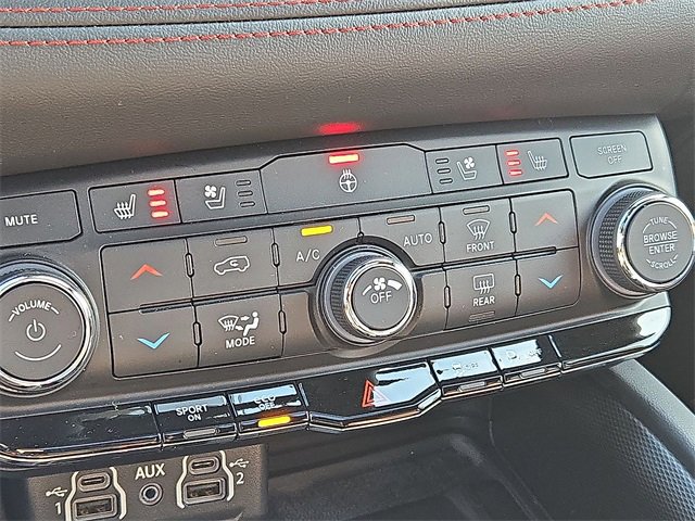 Used 2024 Dodge Durango R/T image 25