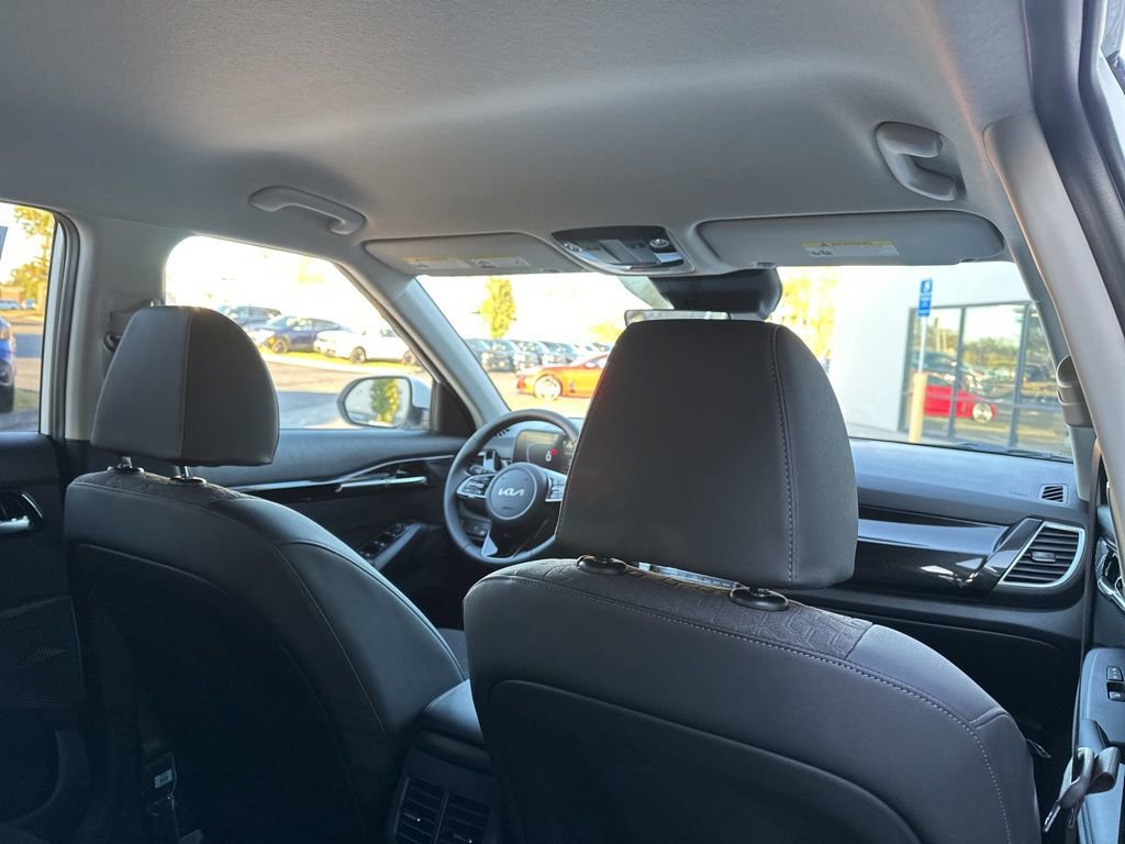 New 2026 Kia Seltos S image 17