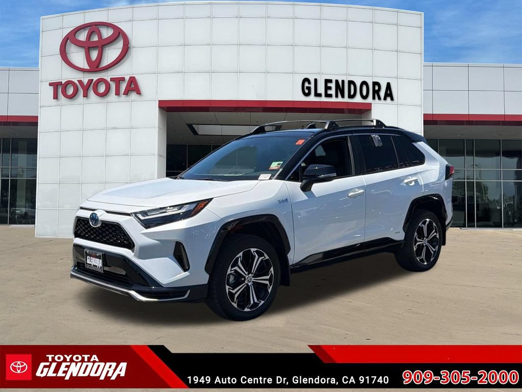 Certified 2024 Toyota RAV4 XSE w/ Weather Package AWD/4WD image 5