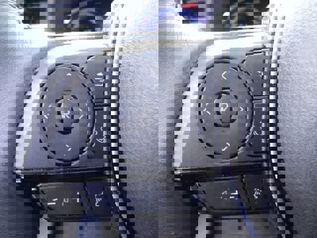 Used 2023 Toyota Venza Limited image 19