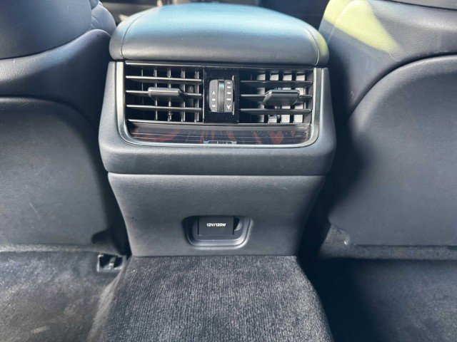 Used 2018 Lexus LS 500h w/ Luxury Package image 34