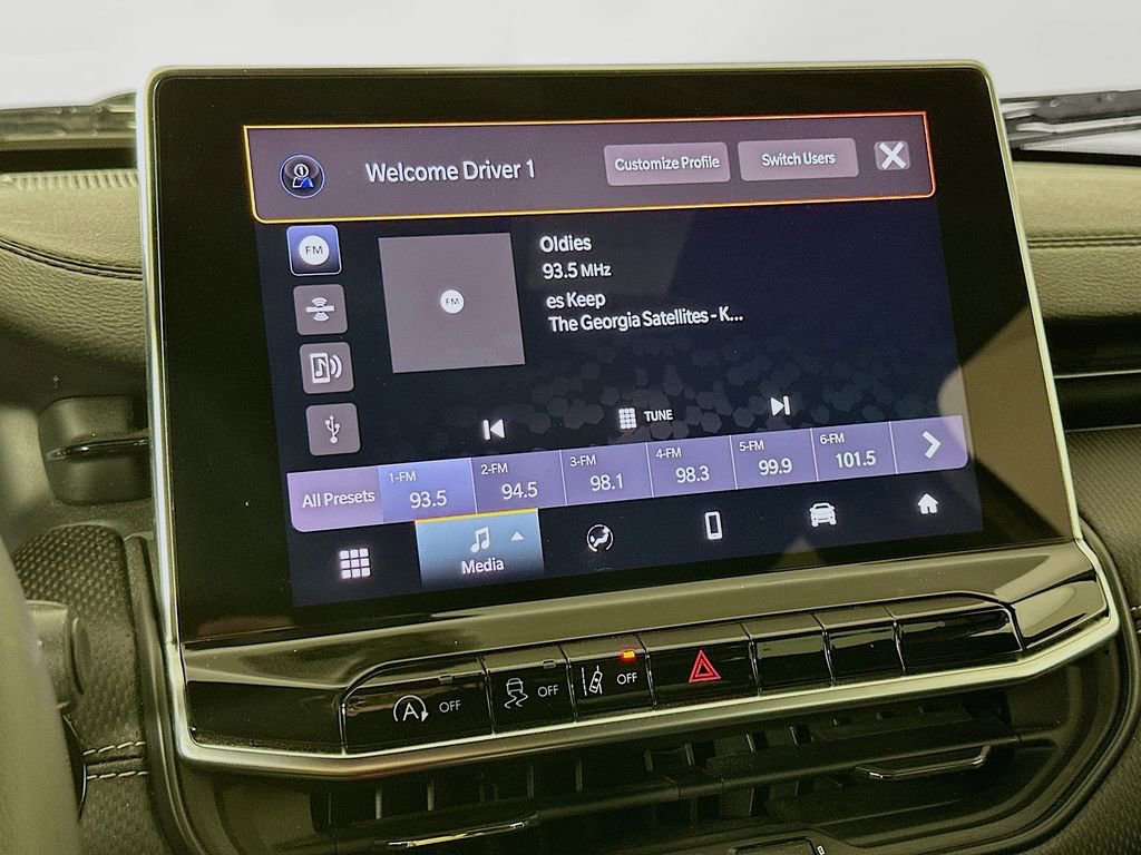 Used 2023 Jeep Compass Altitude image 23