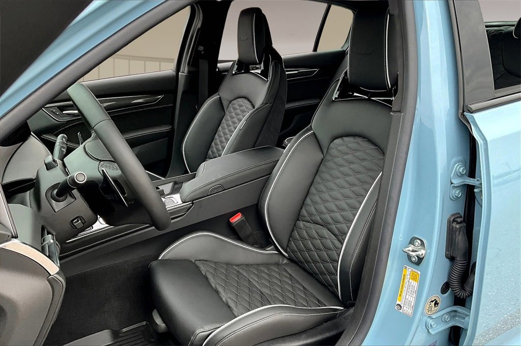 New 2026 Cadillac CT5 V Blackwing w/ Super Cruise 1 Package image 9