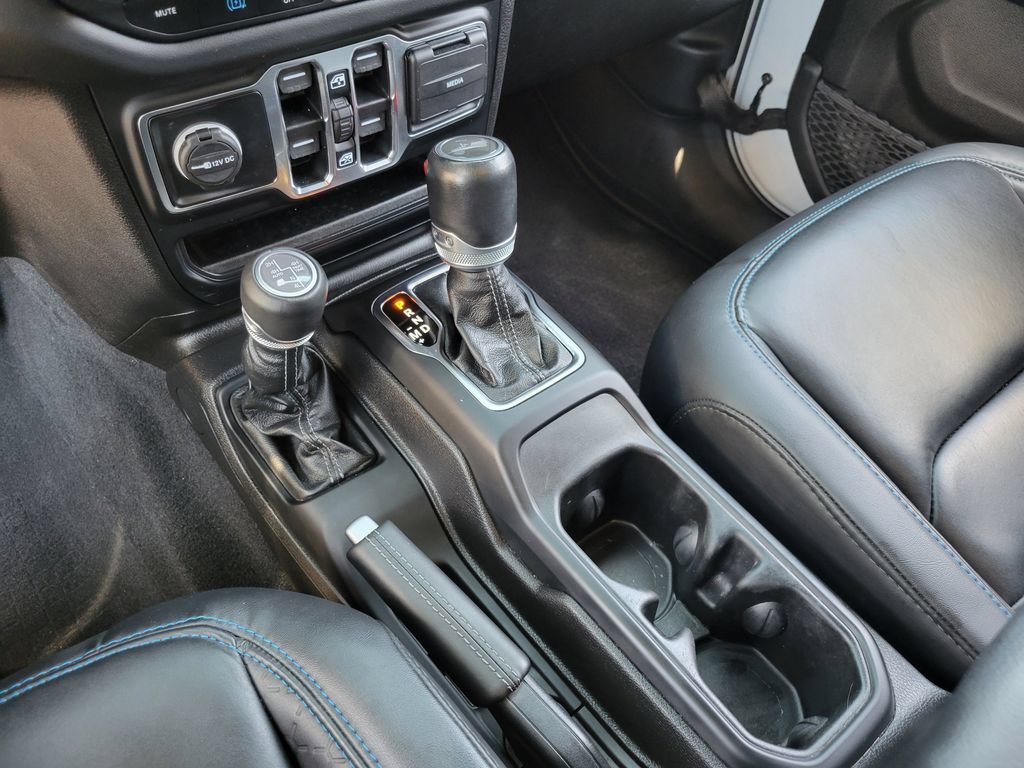 Used 2024 Jeep Wrangler High Altitude AWD/4WD image 15