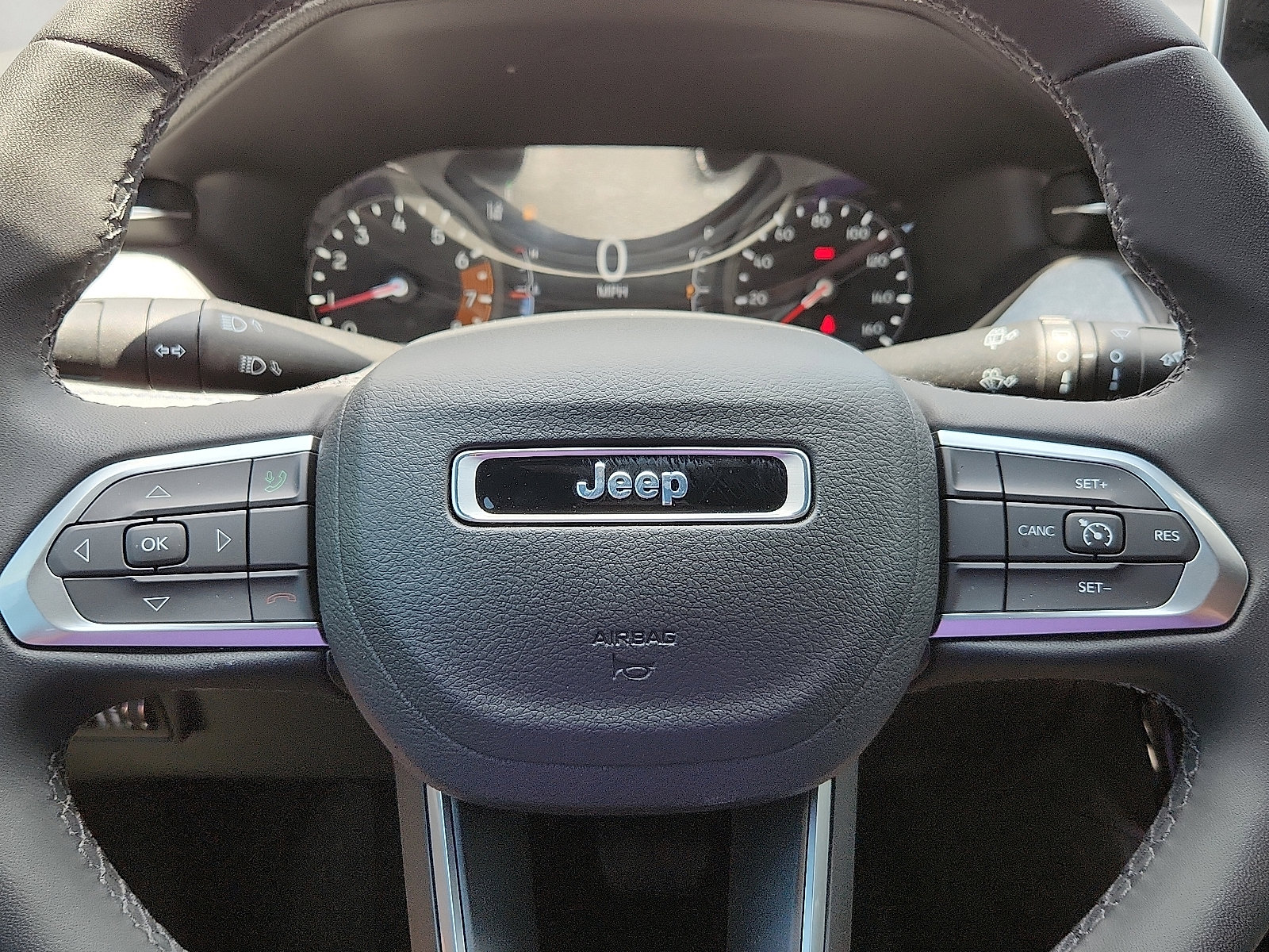 Used 2024 Jeep Compass Latitude image 15