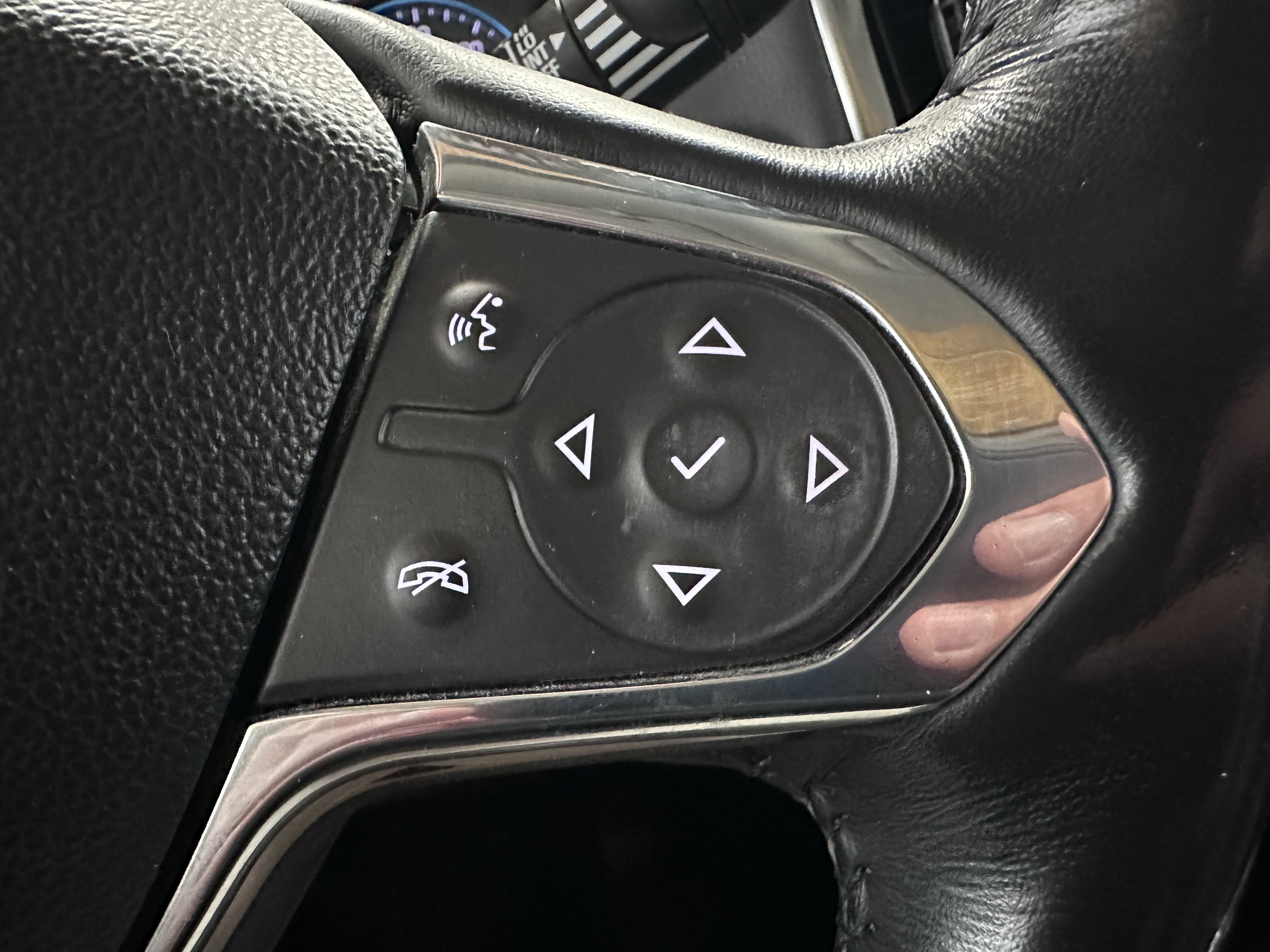 Used 2019 Chevrolet Traverse Premier w/ Driver Confidence II Package image 47