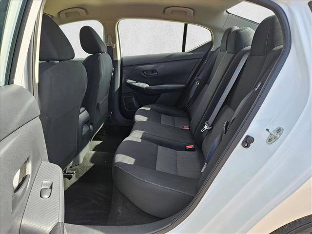 Used 2024 Nissan Sentra SV FWD image 18