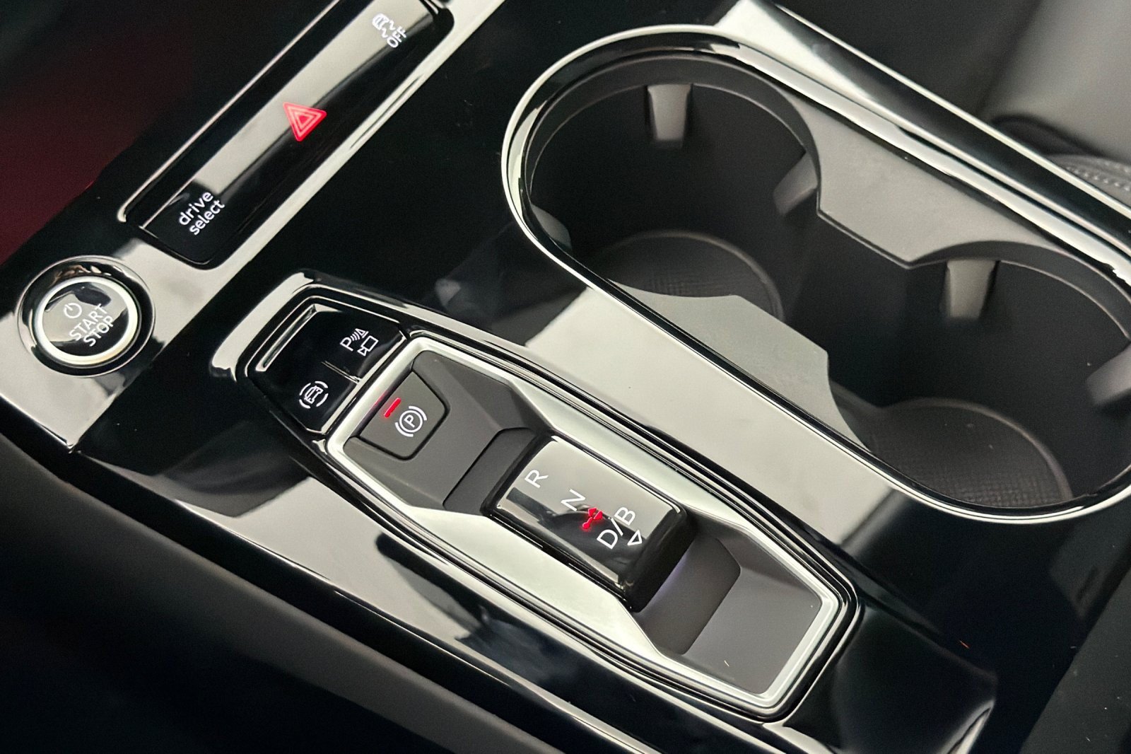 New 2027 Audi A6 e-tron Premium Plus AWD/4WD image 20