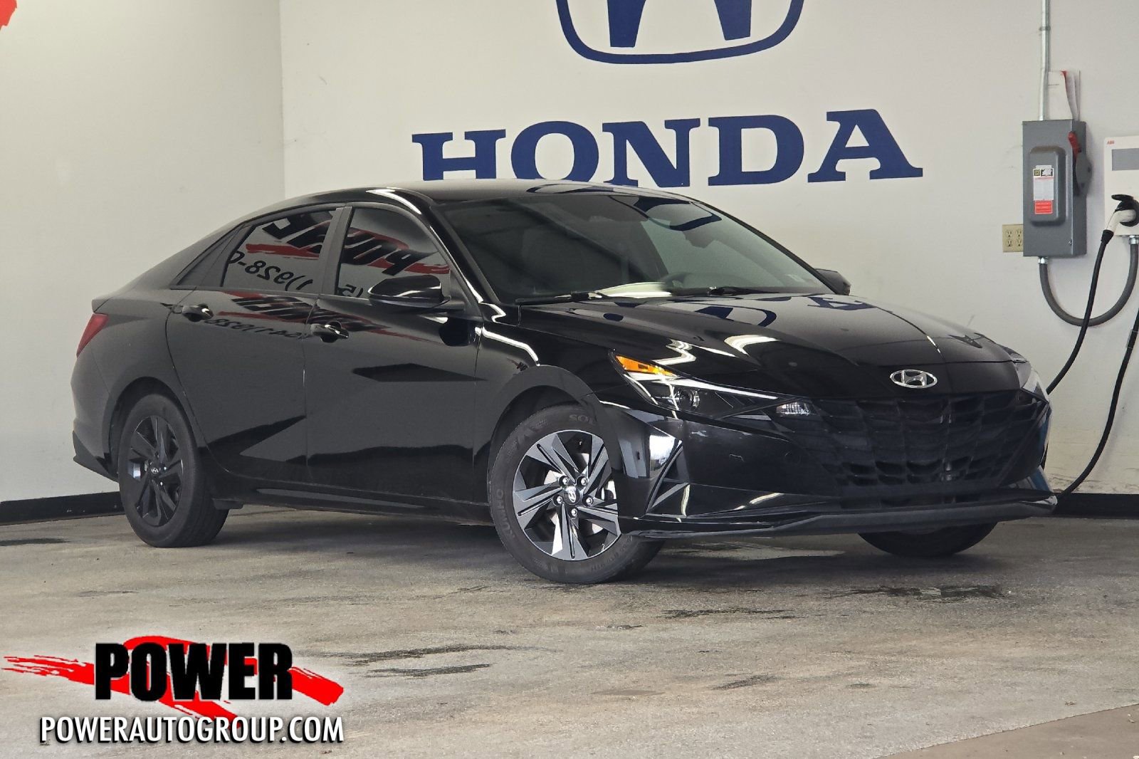Used 2023 Hyundai Elantra Blue