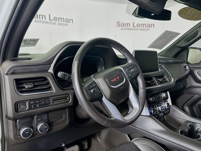 Used 2022 GMC Yukon XL SLT w/ SLT Premium Package image 12