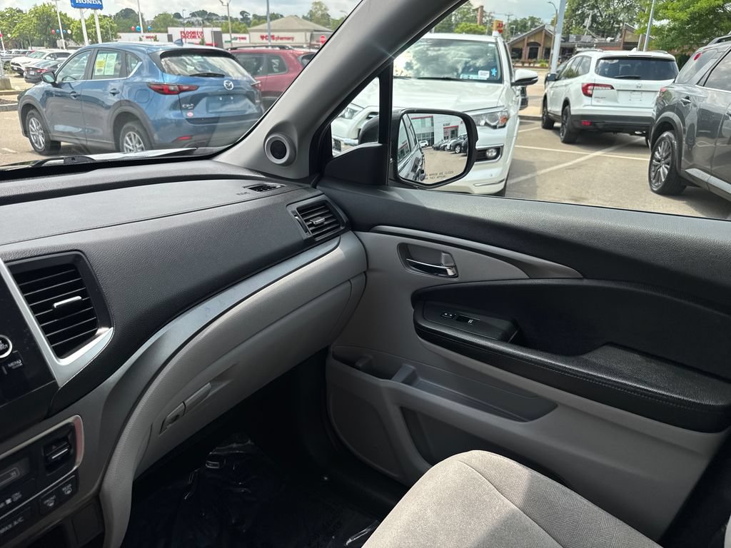 Used 2019 Honda Pilot LX image 27