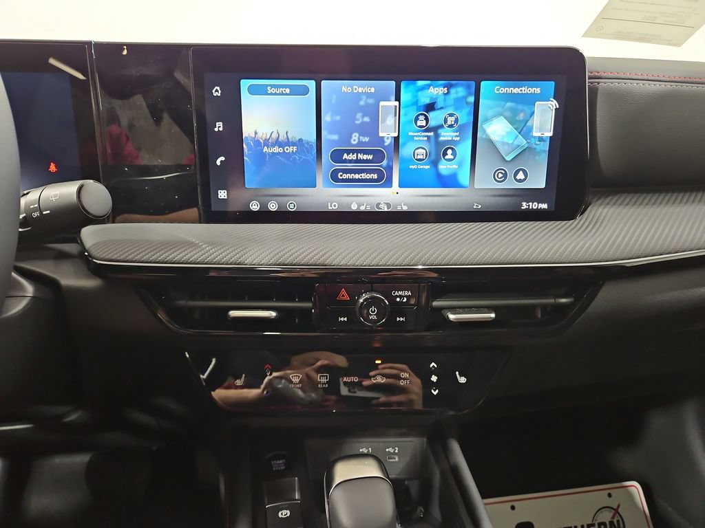 New 2026 Nissan Kicks SR w/ SR Premium Package AWD/4WD image 19