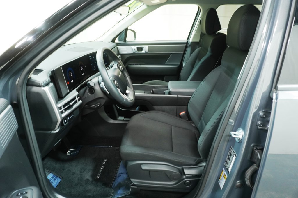 Certified 2026 Hyundai Santa Fe SE AWD/4WD image 14