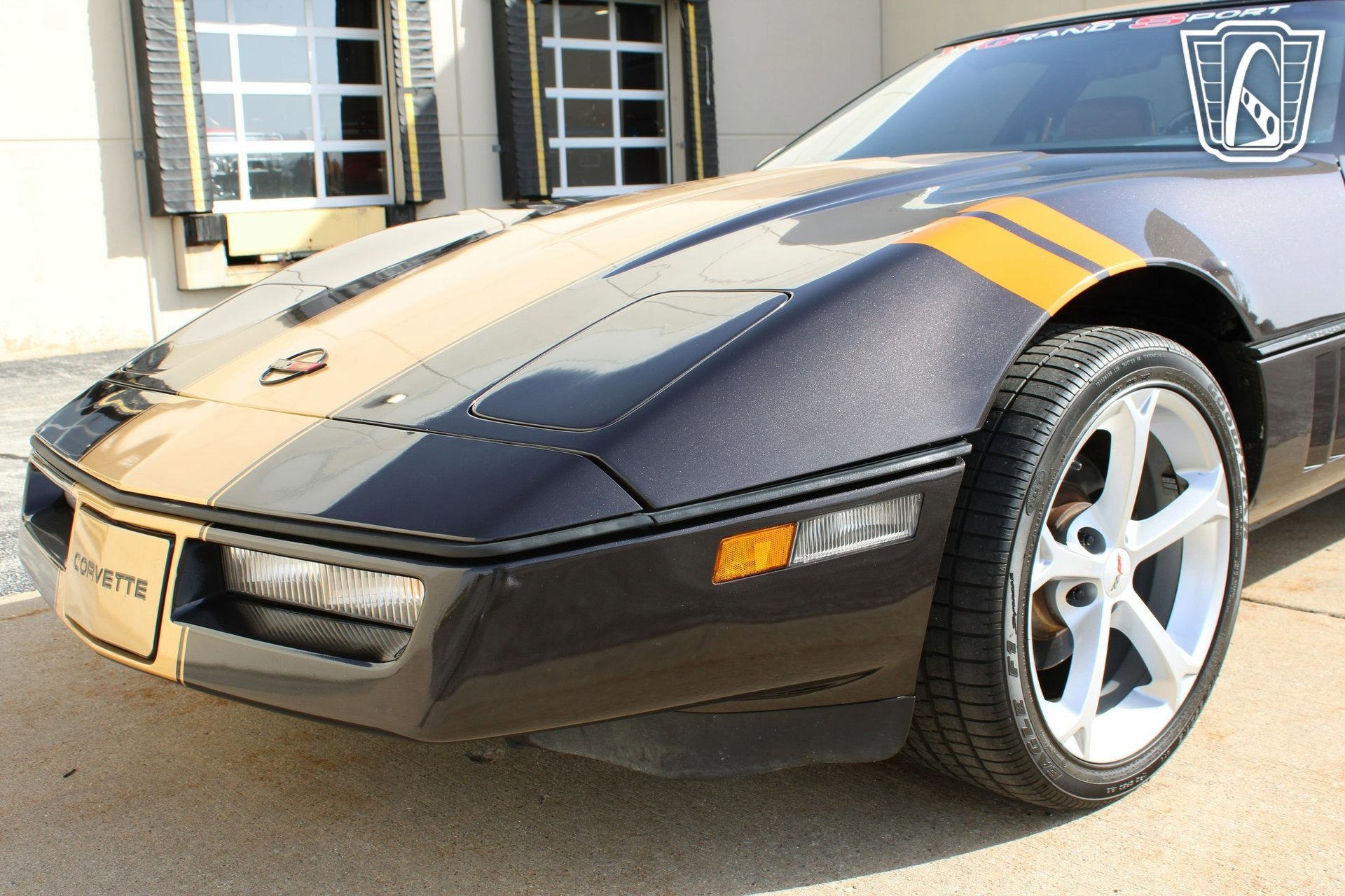 Used 1988 Chevrolet Corvette Coupe image 29