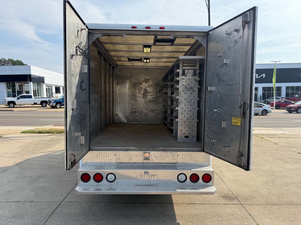 Used 2006 Dodge Sprinter 3500 w/ PWR Convenience Group image 16