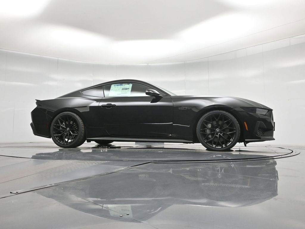 New 2026 Ford Mustang GT RWD image 3