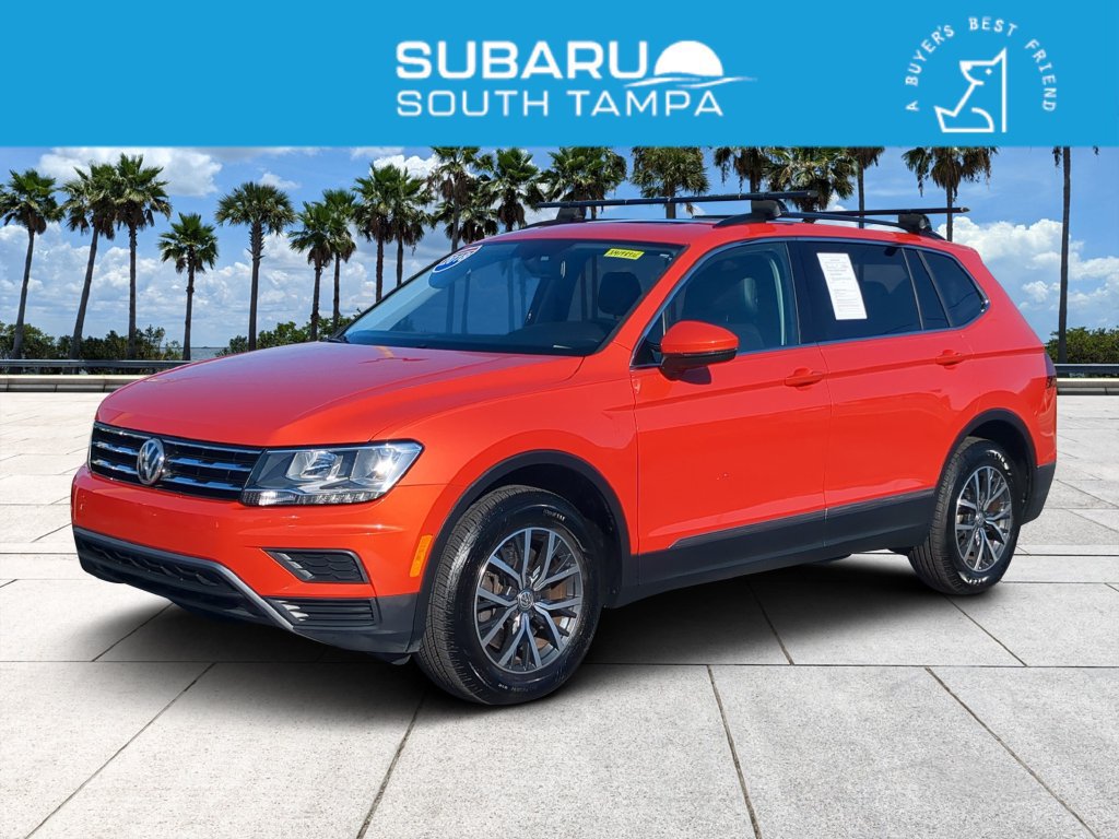 Used 2018 Volkswagen Tiguan SE w/ Panoramic Sunroof Package