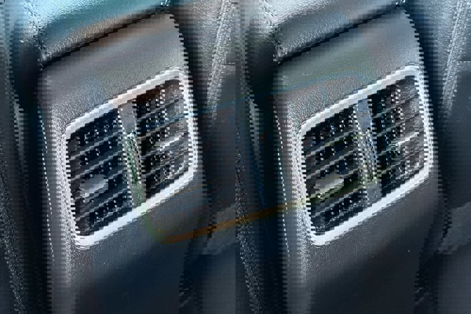 Used 2016 Honda CR-V Touring image 14