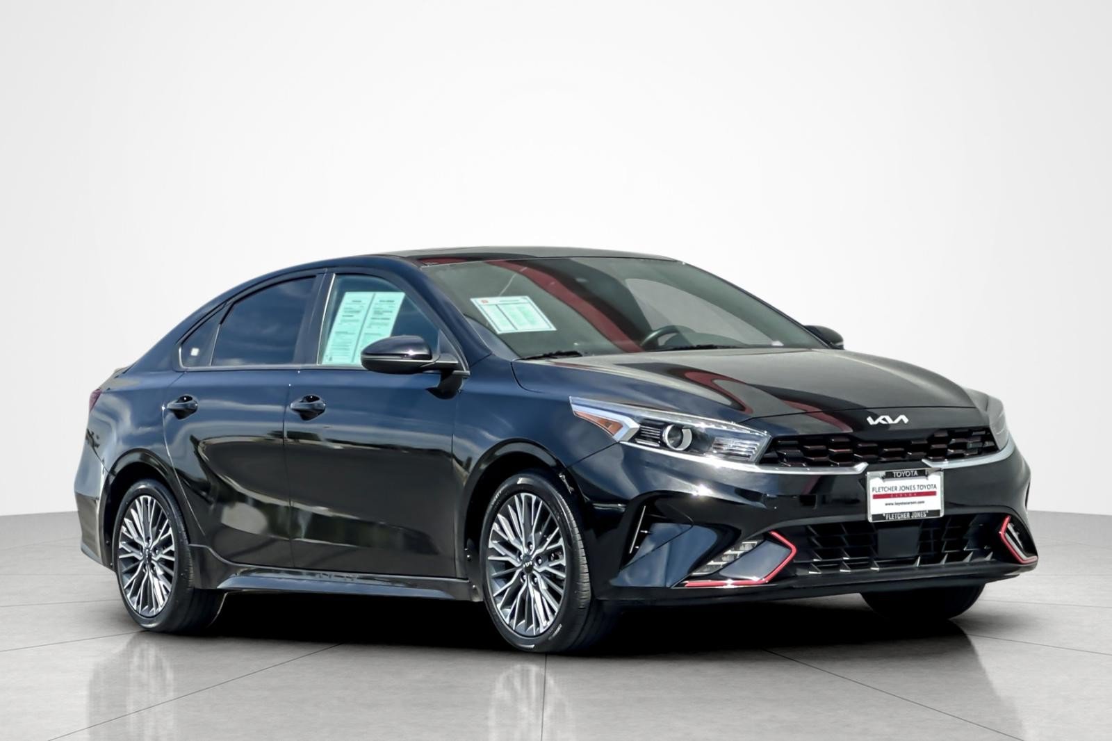 Used 2023 Kia Forte GT-Line w/ GT-Line Premium Package FWD image 7