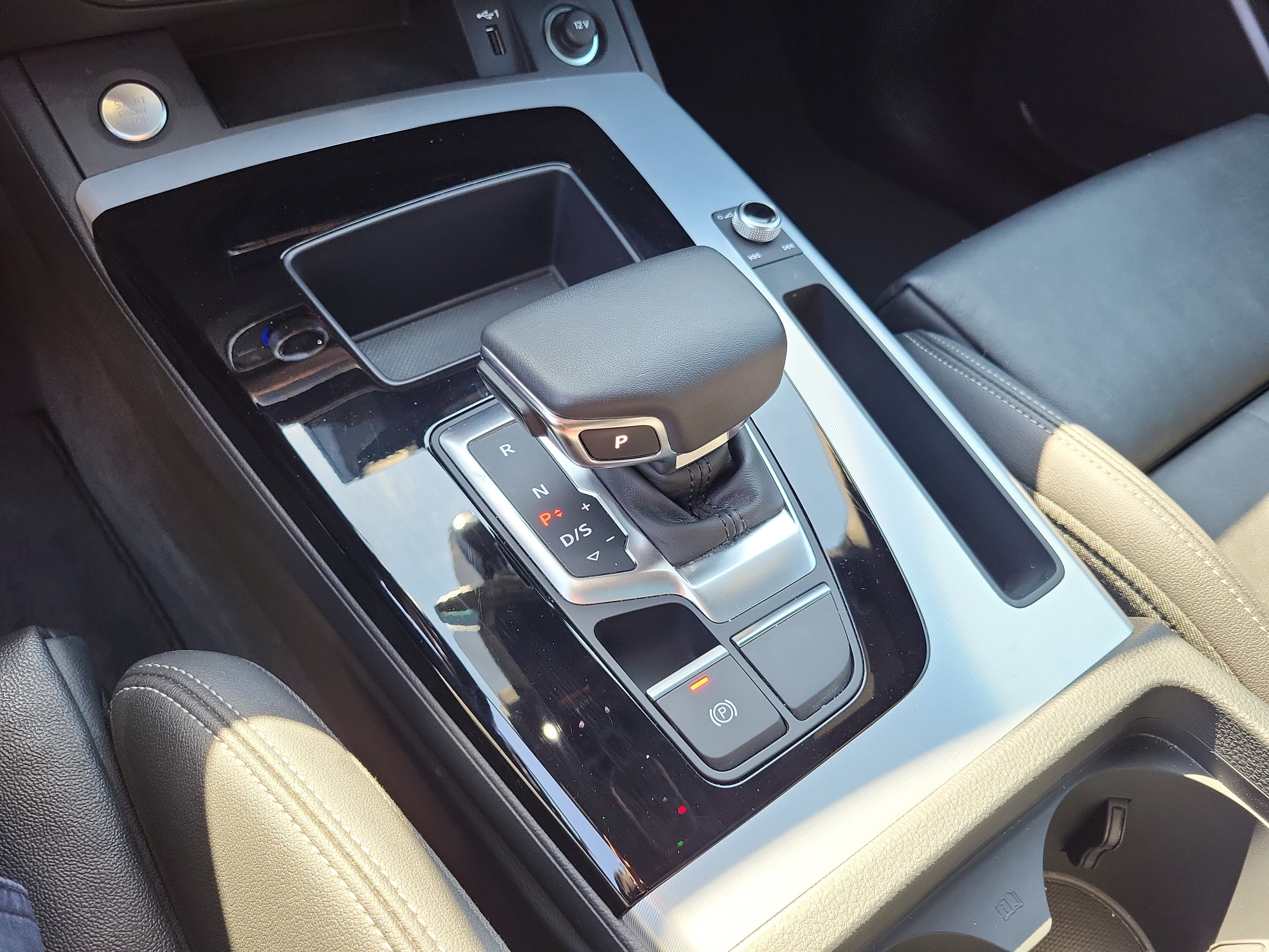 Used 2025 Audi Q5 2.0T Premium image 24