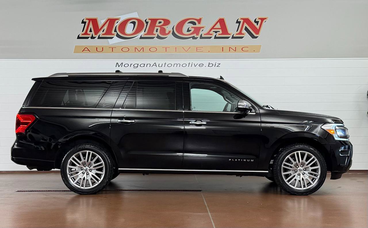 Used 2023 Ford Expedition Max Platinum AWD/4WD image 2