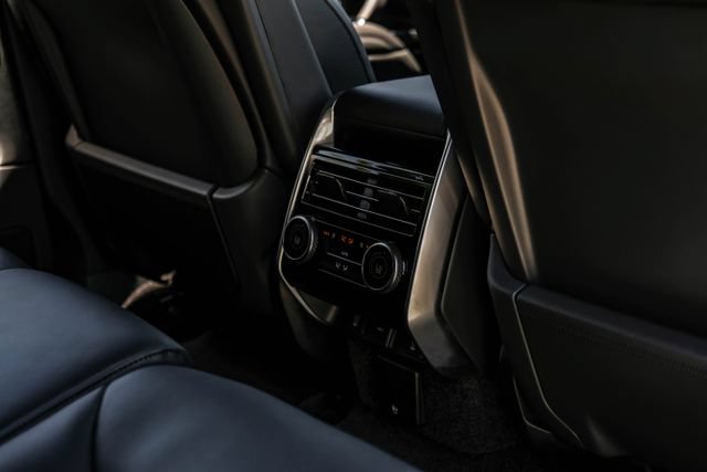 New 2026 Land Rover Range Rover SE AWD/4WD image 49